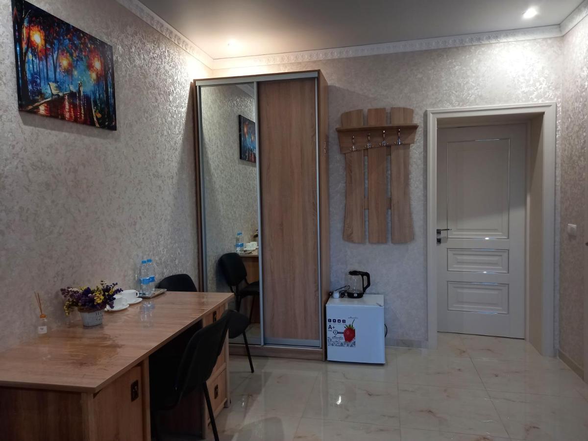 Готель River House Umanʼ 外观 照片
