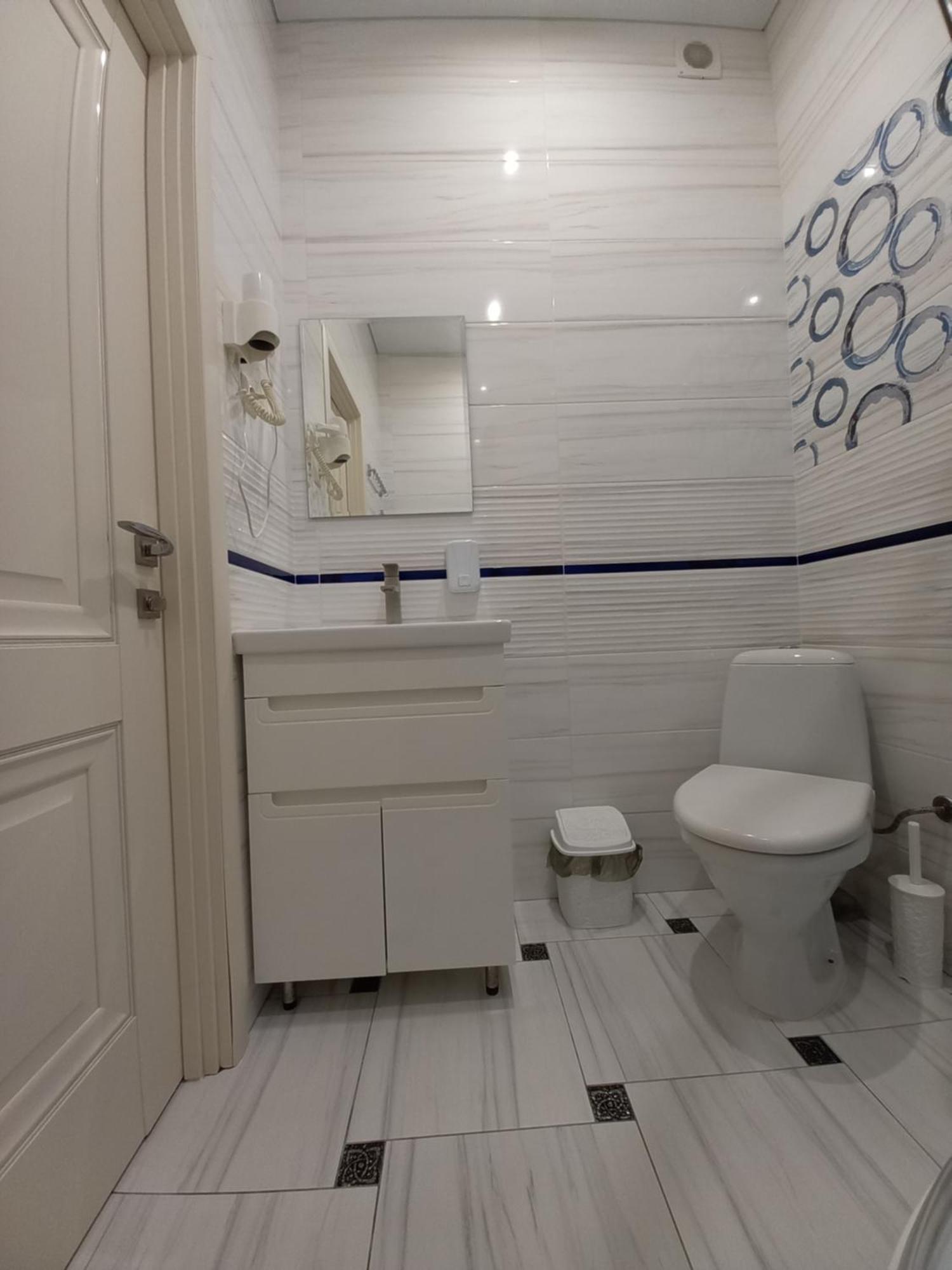 Готель River House Umanʼ 外观 照片