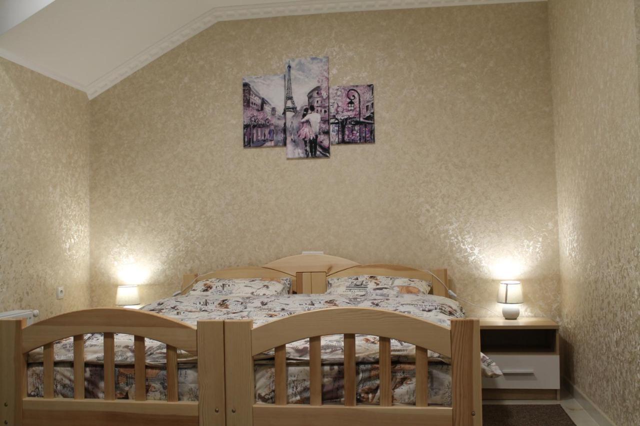 Готель River House Umanʼ 外观 照片